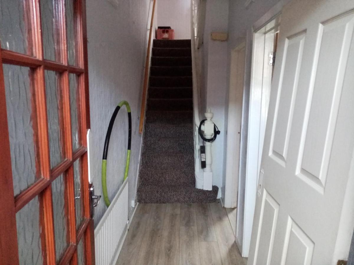 East Belfast Rooms Available Long Or Short Term Accommodation מראה חיצוני תמונה