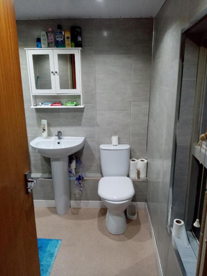 East Belfast Rooms Available Long Or Short Term Accommodation מראה חיצוני תמונה
